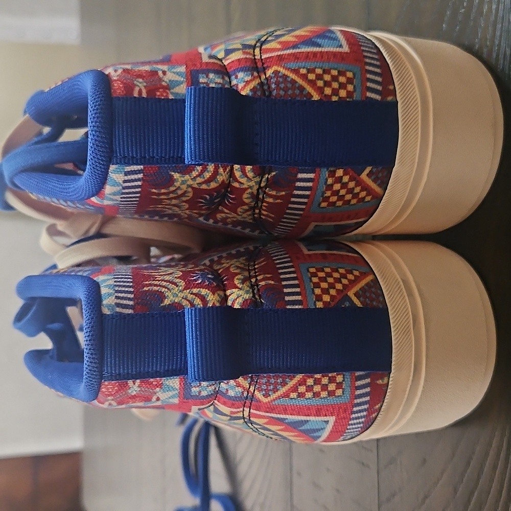 NWT Adidas Multicolor Patterned Sneakers - Picture 4 of 6